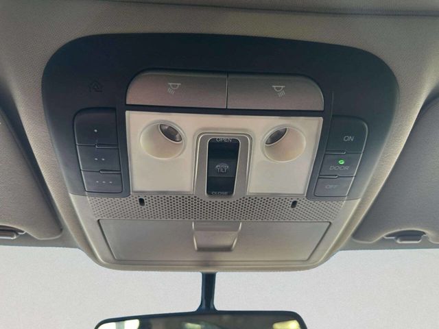 2012 Acura TL 4dr Sedan Automatic SH-AWD Tech - 23013487 - 31