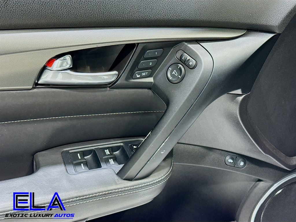 2012 Acura TL photo 17