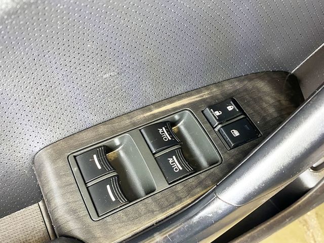 2012 Acura TSX 4dr Sedan I4 Automatic - 22964531 - 17