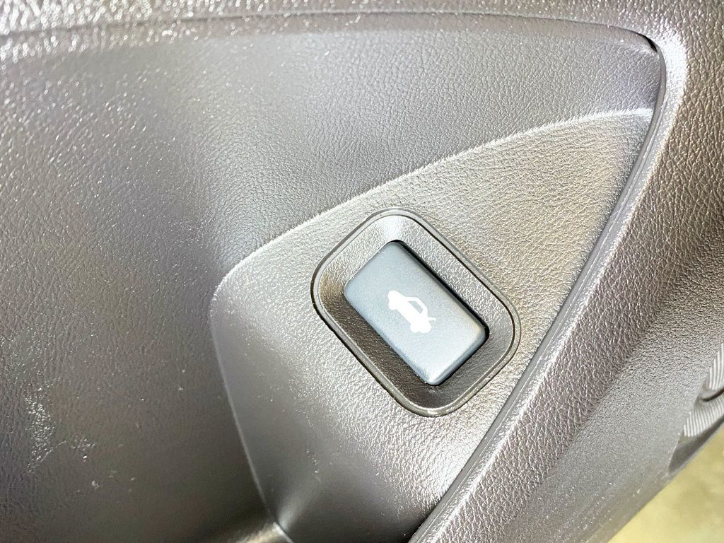 2012 Acura TSX 4dr Sedan I4 Automatic - 22964531 - 18