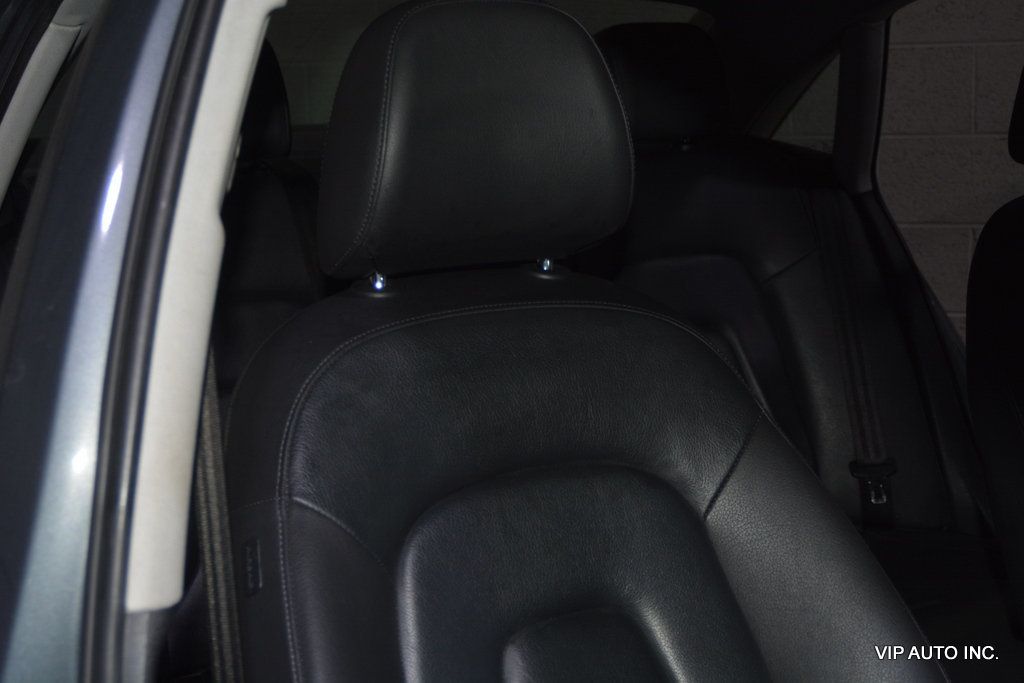 2012 Audi A4 4dr Sedan Manual quattro 2.0T Premium - 22873903 - 17
