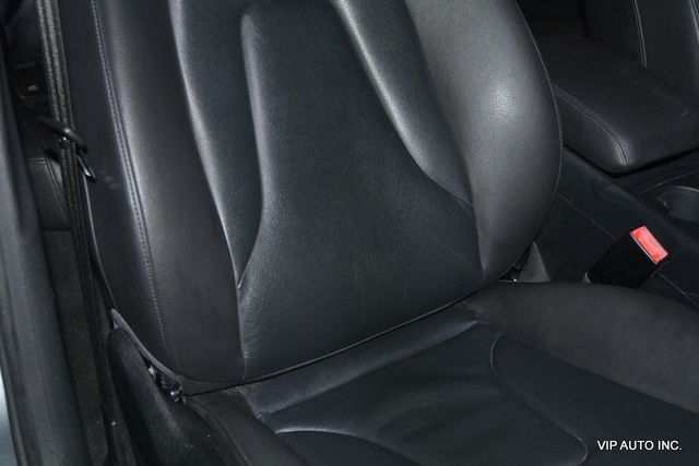 2012 Audi A4 4dr Sedan Manual quattro 2.0T Premium - 22873903 - 19