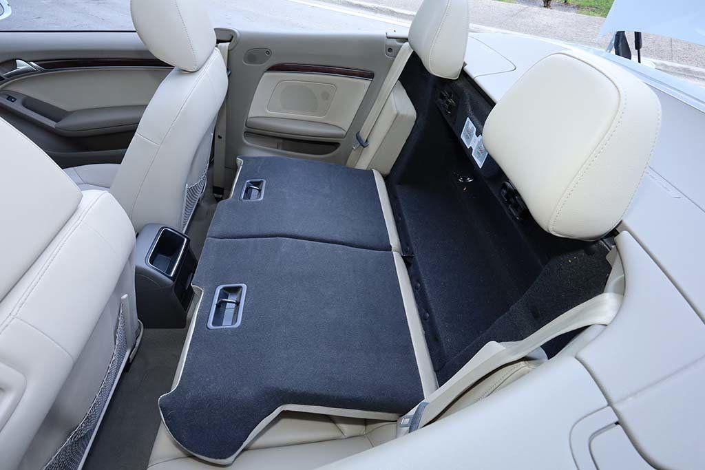 2012 Audi A5 Cabriolet Quattro 2.0T Premium photo 24