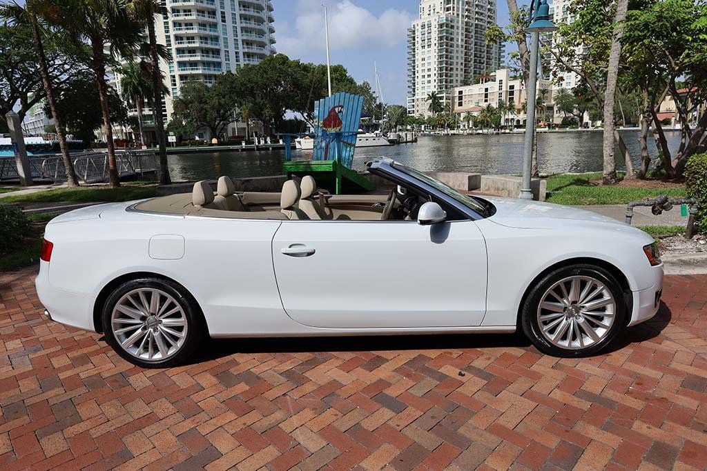 2012 Audi A5 Cabriolet Quattro 2.0T Premium photo 3