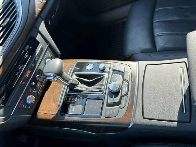 2012 Audi A7 4dr Hatchback quattro 3.0 Prestige - 22194244 - 32