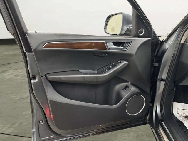 2012 Audi Q5 quattro 4dr 3.2L Premium Plus - 23021463 - 9