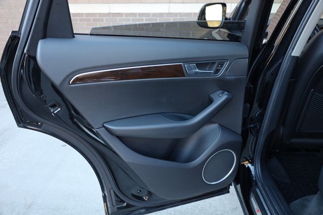 2012 Audi Q5 quattro 4dr 3.2L Premium Plus - 22970736 - 19