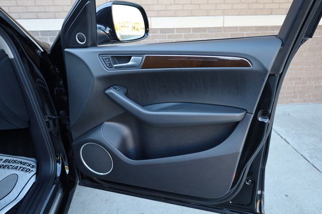 2012 Audi Q5 quattro 4dr 3.2L Premium Plus - 22970736 - 26