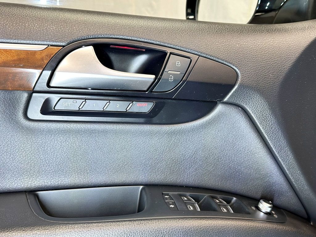2012 Audi Q7 quattro 4dr 3.0T Premium Plus - 23085886 - 17