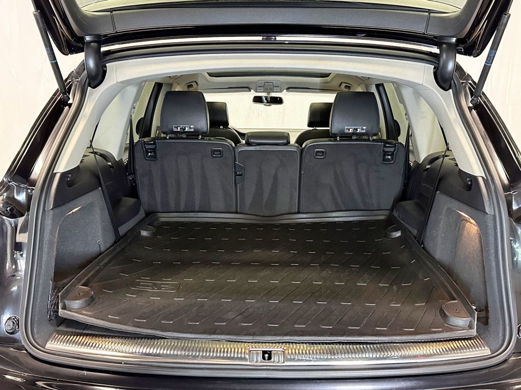 2012 Audi Q7 quattro 4dr 3.0T Premium Plus - 23085886 - 44