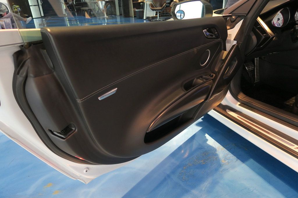 2012 Audi R8 Spyder 2dr Conv Auto quattro Spyder 5.2L GT - 22950014 - 9