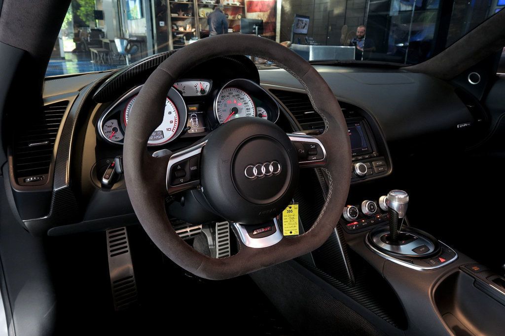 2012 Audi R8 Spyder 2dr Conv Auto quattro Spyder 5.2L GT - 22950014 - 12