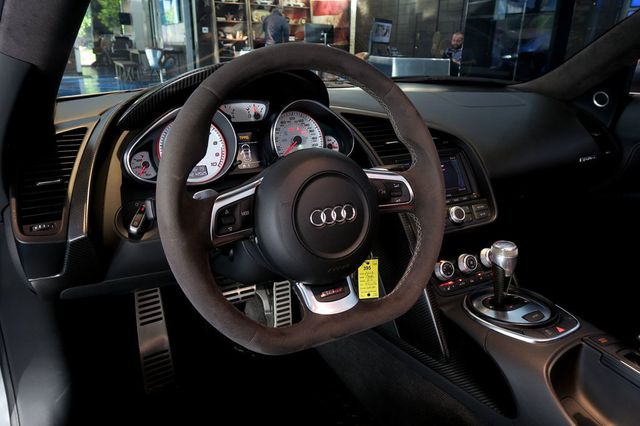 2012 Audi R8 Spyder 2dr Conv Auto quattro Spyder 5.2L GT - 22950014 - 12