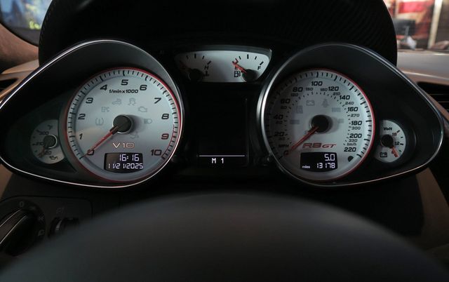 2012 Audi R8 Spyder 2dr Conv Auto quattro Spyder 5.2L GT - 22950014 - 13