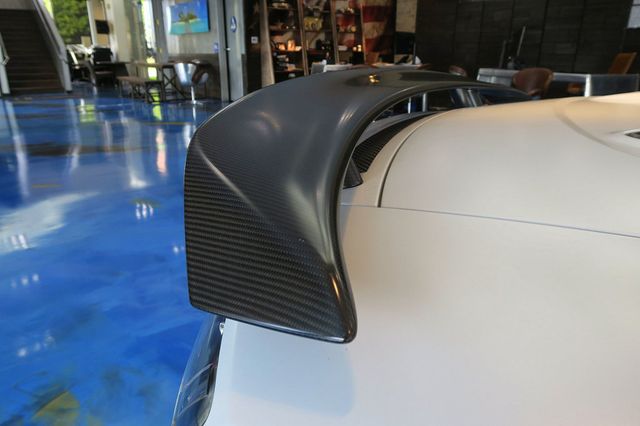 2012 Audi R8 Spyder 2dr Conv Auto quattro Spyder 5.2L GT - 22950014 - 32