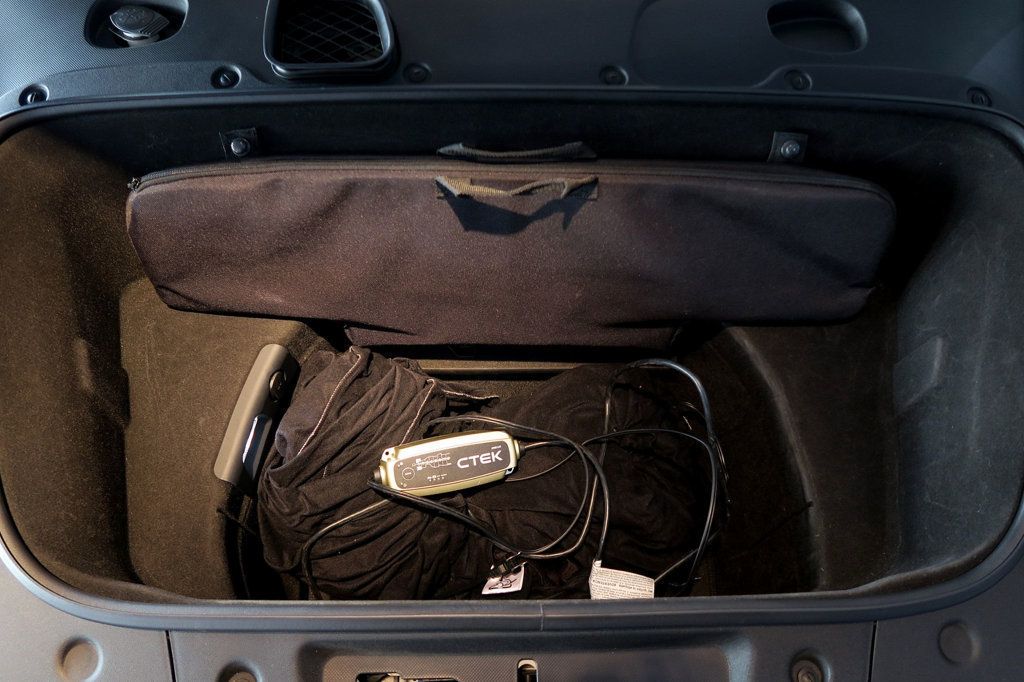 2012 Audi R8 Spyder 2dr Conv Auto quattro Spyder 5.2L GT - 22950014 - 36