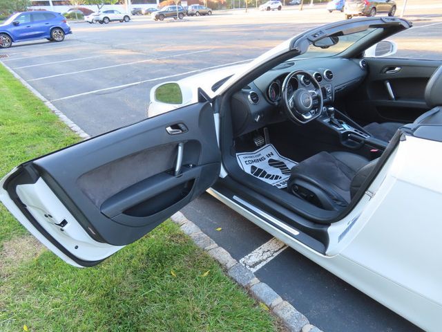 2012 Audi TT Roadster 2dr Roadster S tronic quattro 2.0T Premium Plus - 23088618 - 30