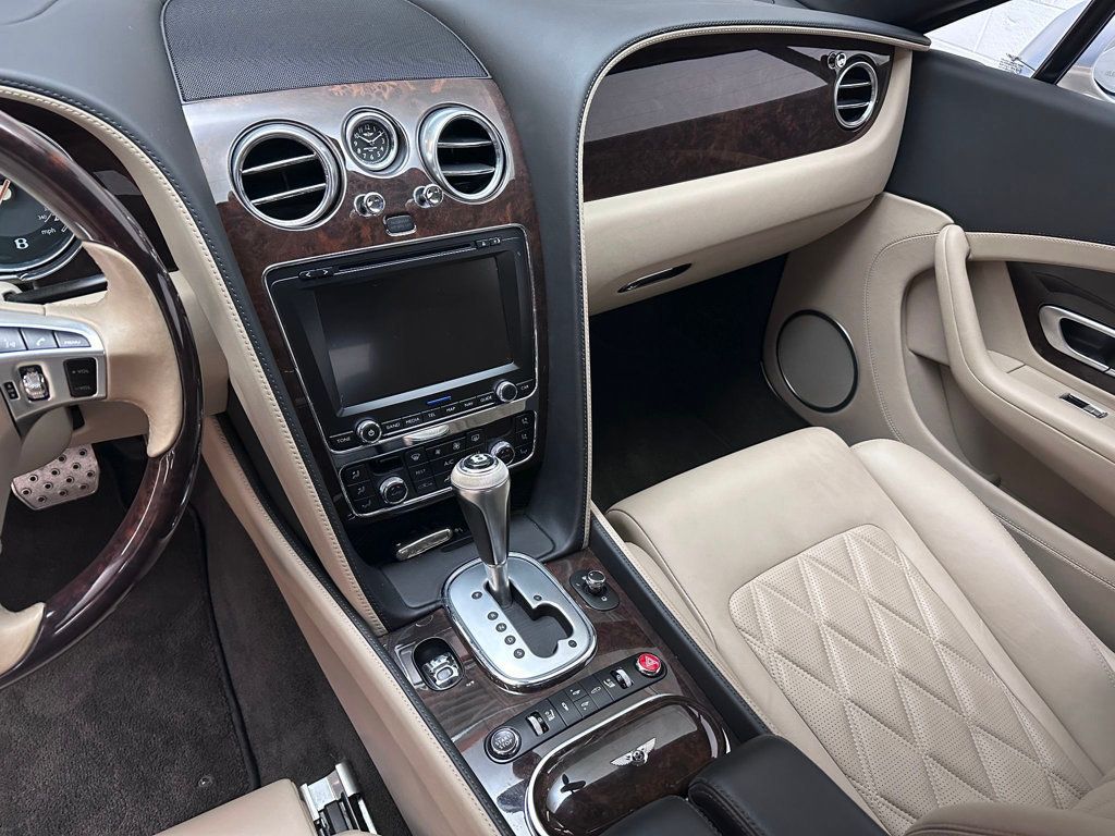 2012 Bentley Continental GT photo 13