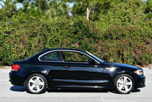 2012 BMW 1 Series 128i Coupe W/Premium Package - 22931117 - 27