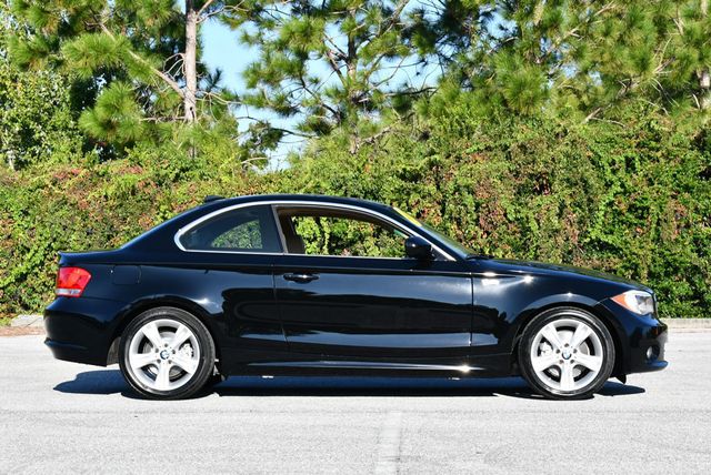 2012 BMW 1 Series 128i Coupe W/Premium Package - 22931117 - 30