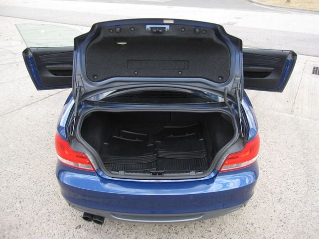 2012 BMW 1 Series 135i - 22787302 - 28