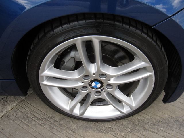 2012 BMW 1 Series 135i - 22787302 - 30