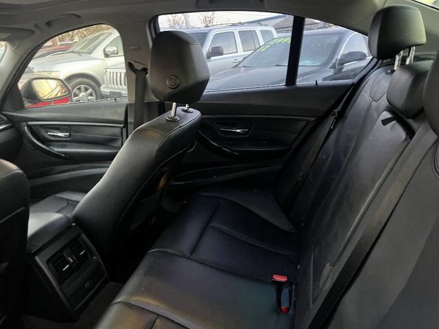 2012 BMW 3 Series 328i - 22958700 - 3