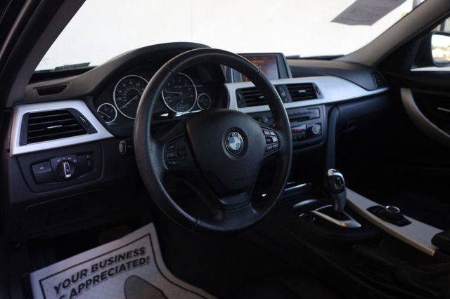 2012 BMW 3 Series 328i - 23072904 - 16