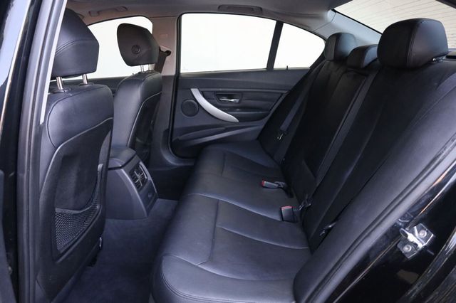 2012 BMW 3 Series 328i - 23072904 - 21