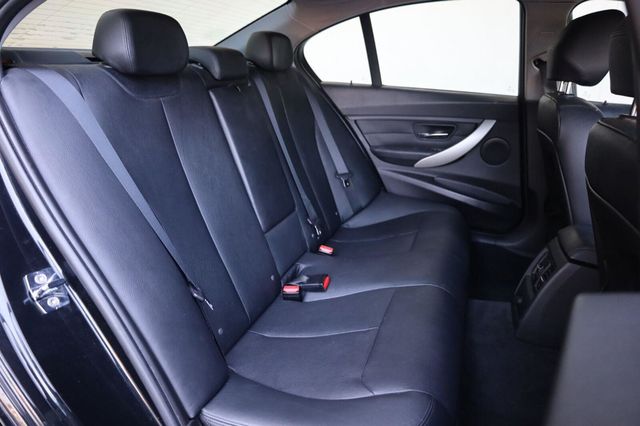 2012 BMW 3 Series 328i - 23072904 - 24
