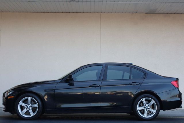 2012 BMW 3 Series 328i - 23072904 - 2
