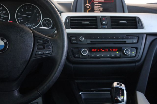 2012 BMW 3 Series 328i - 23072904 - 31