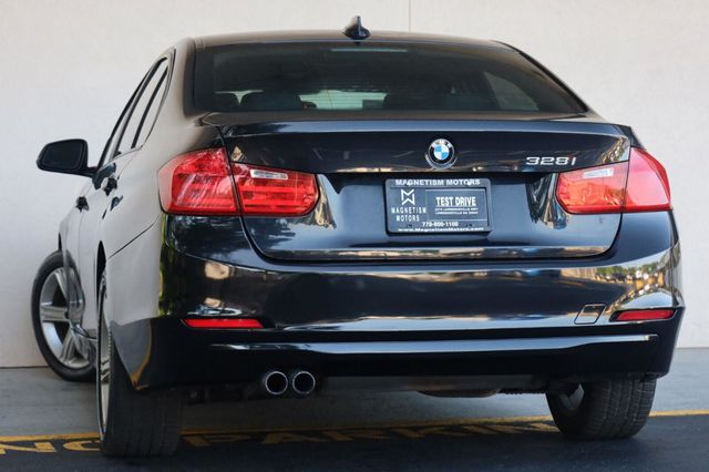 2012 BMW 3 Series 328i - 23072904 - 7