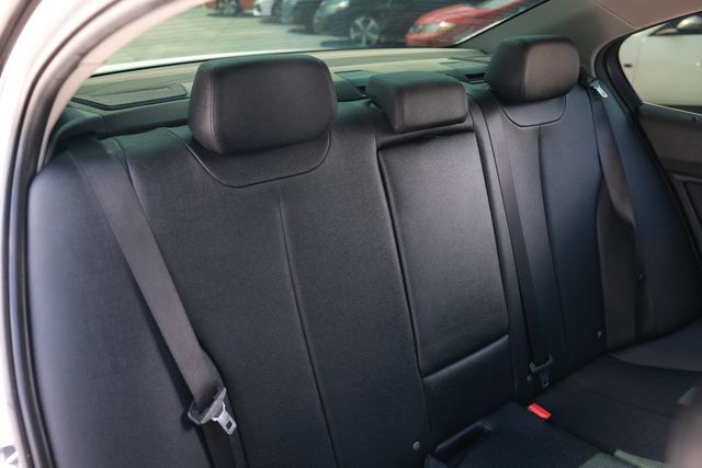 2012 BMW 3 Series 328i - Photo 13