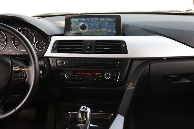 2012 BMW 3 Series 328i - Photo 36