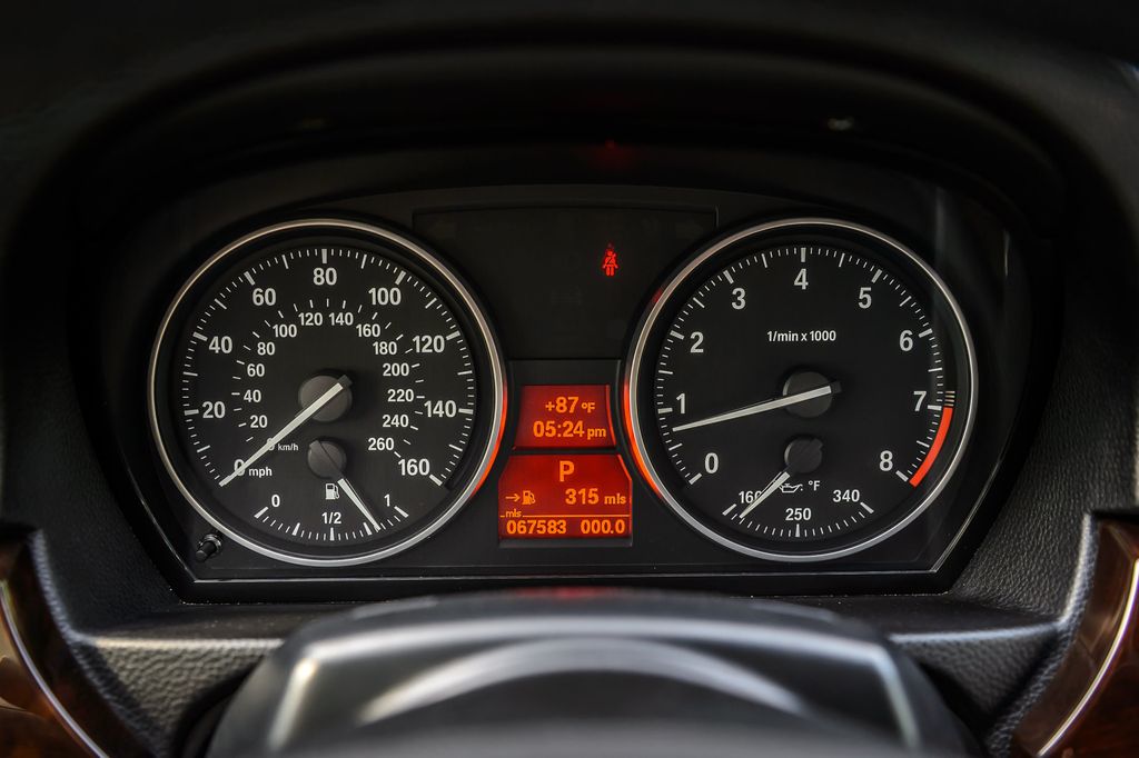 2012 BMW 3 Series 328i CONVERTIBLE - VERMILLION RED ON OYSTER - BEAUTIFUL - 23013183 - 23