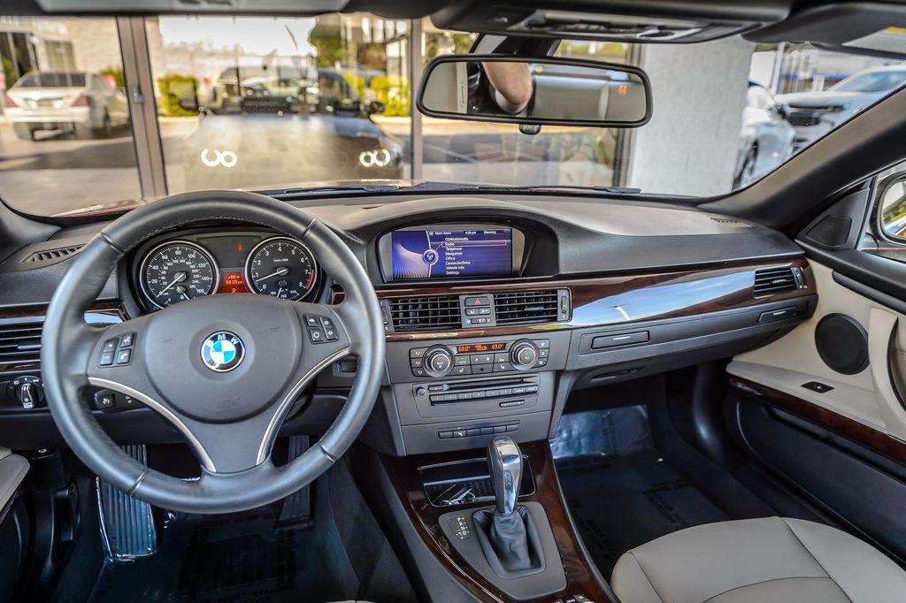 2012 BMW 3 Series 328i CONVERTIBLE - VERMILLION RED ON OYSTER - BEAUTIFUL - 23013183 - 30