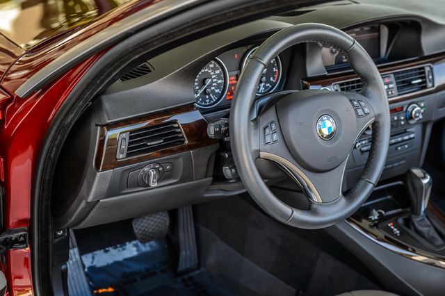 2012 BMW 3 Series 328i CONVERTIBLE - VERMILLION RED ON OYSTER - BEAUTIFUL - 23013183 - 31