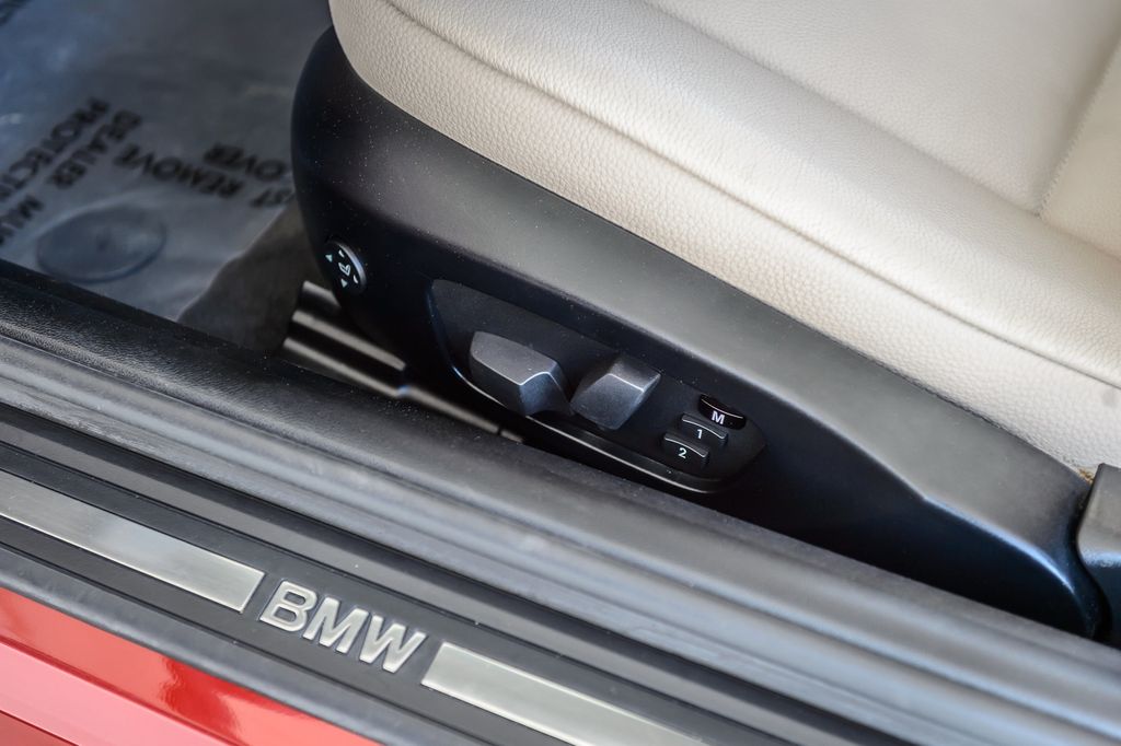 2012 BMW 3 Series 328i CONVERTIBLE - VERMILLION RED ON OYSTER - BEAUTIFUL - 23013183 - 44