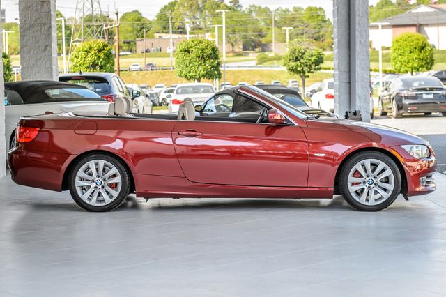 2012 BMW 3 Series 328i CONVERTIBLE - VERMILLION RED ON OYSTER - BEAUTIFUL - 23013183 - 54