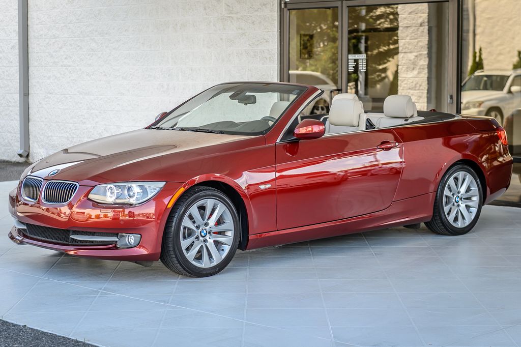 2012 BMW 3 Series 328i CONVERTIBLE - VERMILLION RED ON OYSTER - BEAUTIFUL - 23013183 - 8