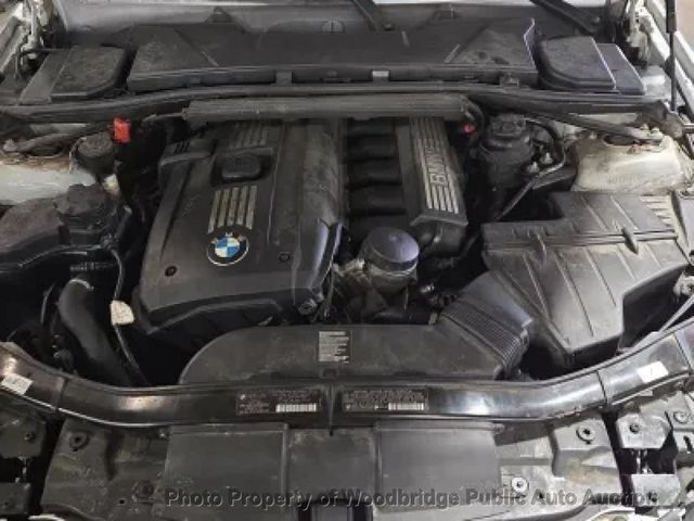 2012 BMW 3 Series 328i xDrive - 22990923 - 12