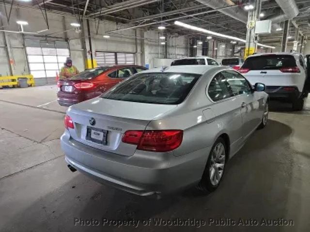 2012 BMW 3 Series 328i xDrive - 22990923 - 3