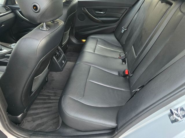2012 BMW 3 Series 335i - 23045526 - 10