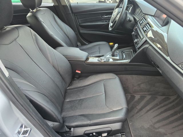 2012 BMW 3 Series 335i - 23045526 - 15