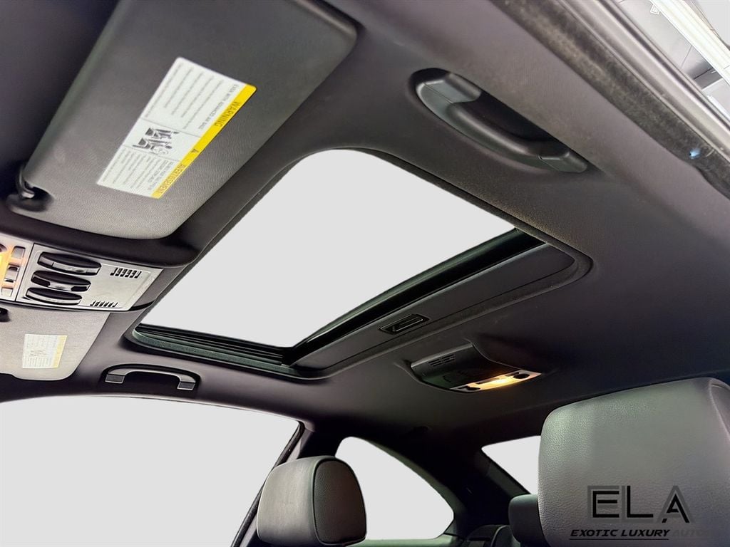 2012 BMW 3 Series 335i - 22997264 - 22