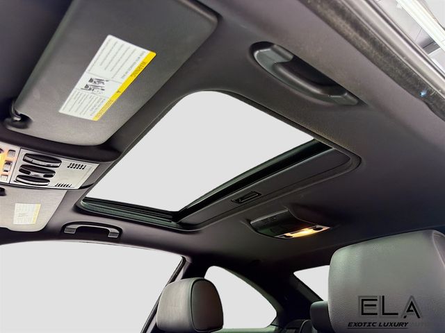 2012 BMW 3 Series 335i - 22997264 - 22