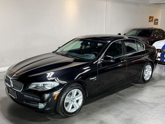 2012 BMW 5 Series 528i xDrive - 23095541 - 31