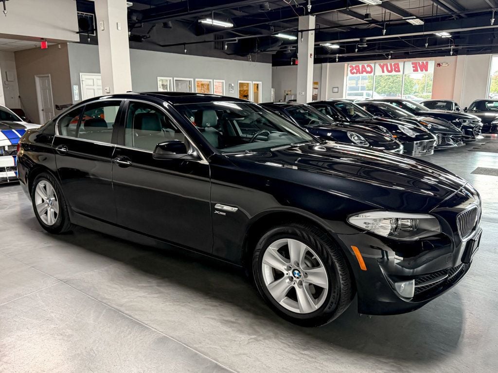 2012 BMW 5 Series 528i xDrive - 23095541 - 33