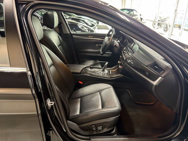 2012 BMW 5 Series 528i xDrive - 23095541 - 37